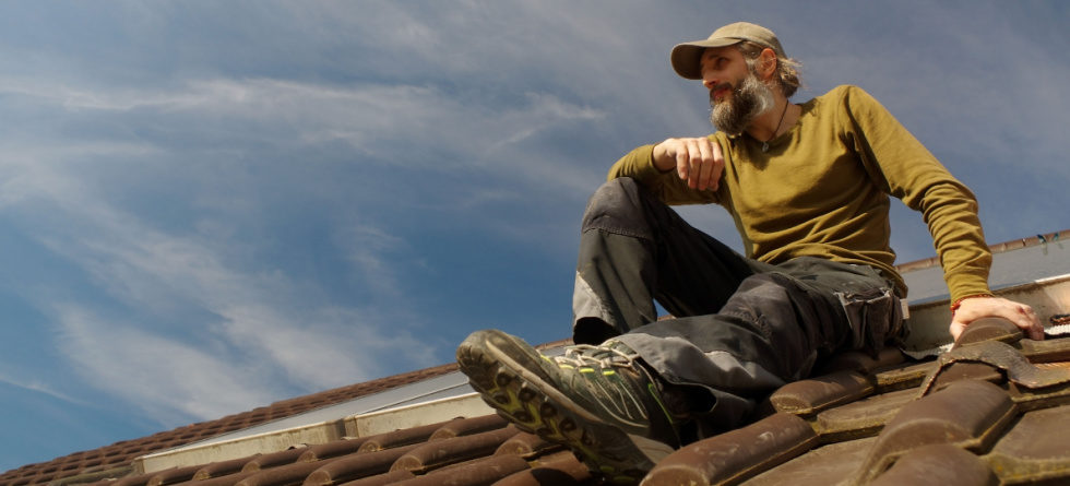 Is being a roofer worth it?