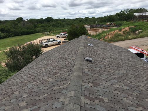 large home roofing service
