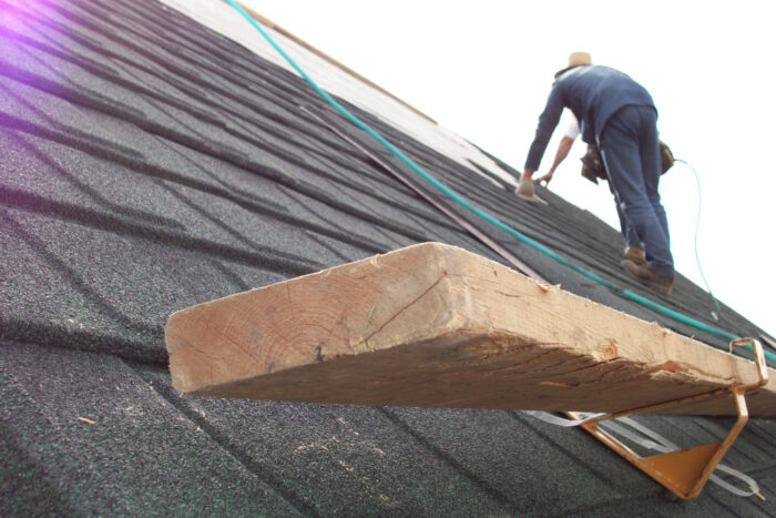 How Many Squares Of Shingles Can A Roofer Do In A Day